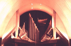 St.
Luke's Episcopal. 
Holtkamp Organ