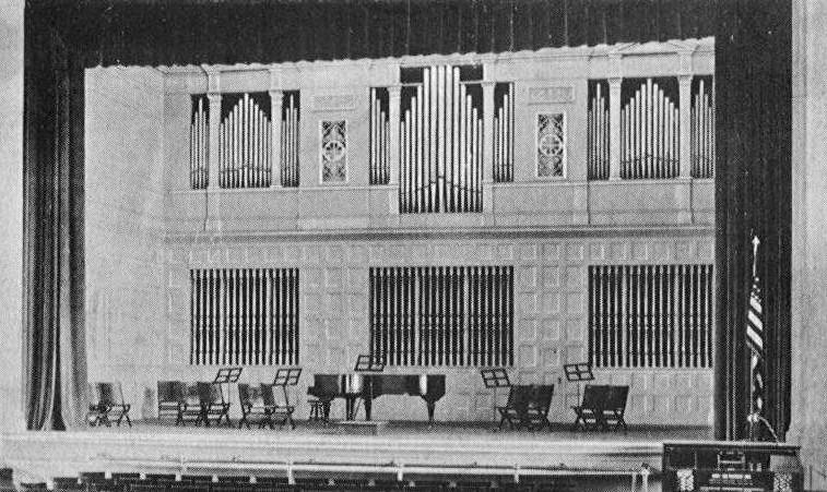 Skinner Organ, Op. 292 (1919) in East Side High School (Cincinnati, OH)