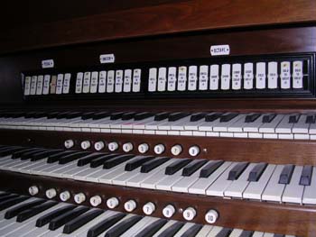 Aeolian-Skinner organ, Op. 904 (1933) in W. W. Kellogg Auditorium (Battle Creek, MI)